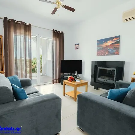 Dreams Villa